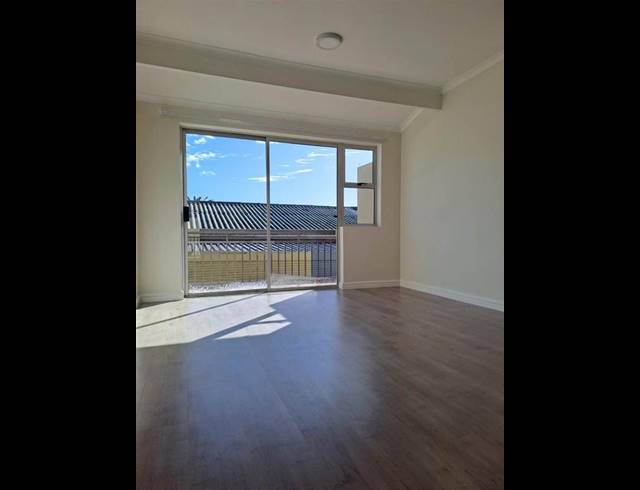 2 BEDROOM APARTMENT FOR SALE IN WYNBERG